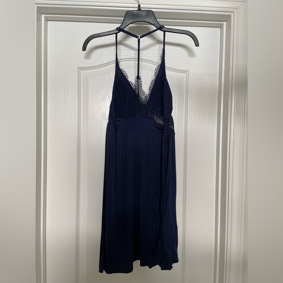 Victoria’s Secret knit and pretty lace chemise size Large- navy - Picture 4 of 6